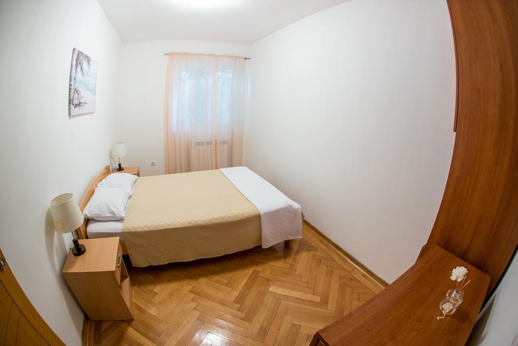 Saint Stefan Apartments Sveti Stefan Værelse billede