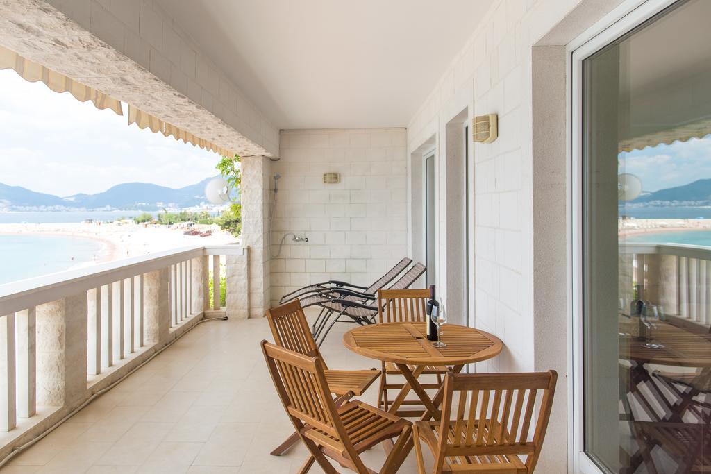 Saint Stefan Apartments Sveti Stefan Værelse billede